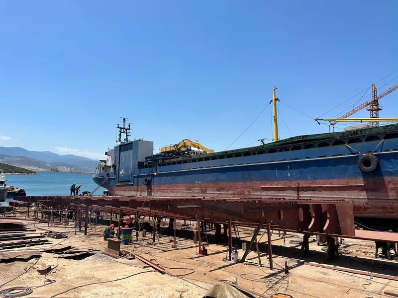 Ναυπηγικές εργασίες